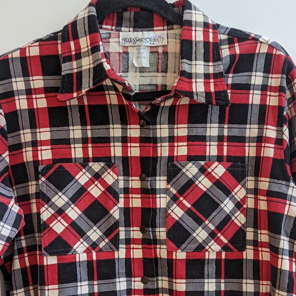 Vintage Grandpa chic cordoroy button down - Picture 2 of 7